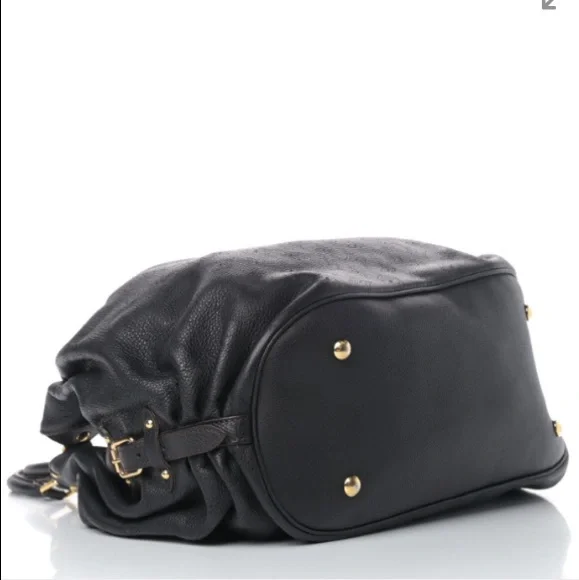 ✨LIKE NEW✨ black leather Louis Vuitton mahina XL - Picture 10 of 14
